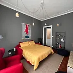 Elegante E Accogliente Appartamento A Torino